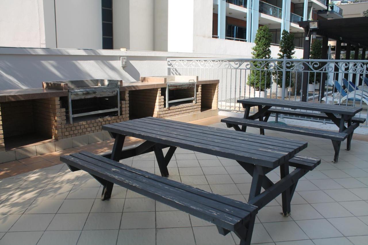 Newly Furnished One Bedroom Apartment Next To Metro & Beach In Marina Residence Dubaj Exteriér fotografie