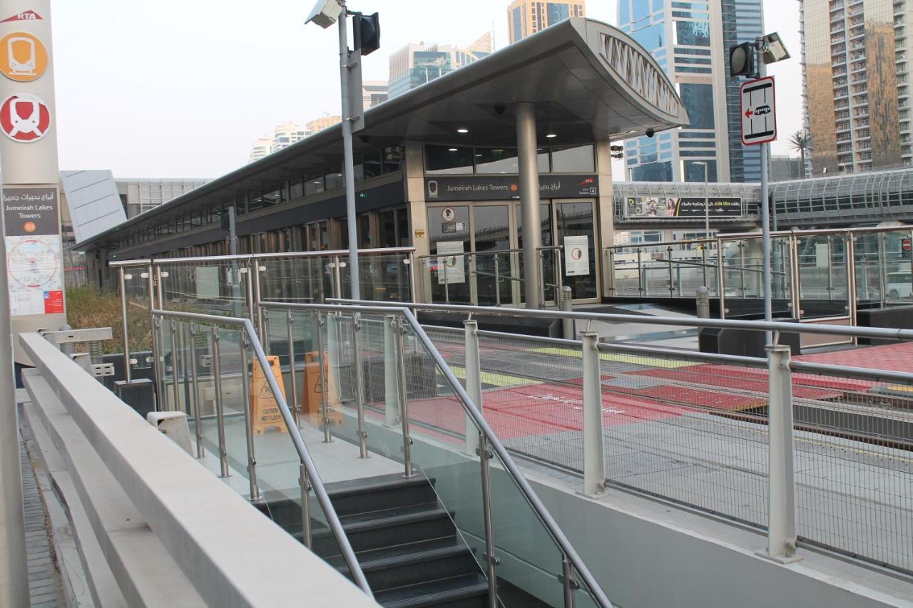 Newly Furnished One Bedroom Apartment Next To Metro & Beach In Marina Residence Dubaj Exteriér fotografie