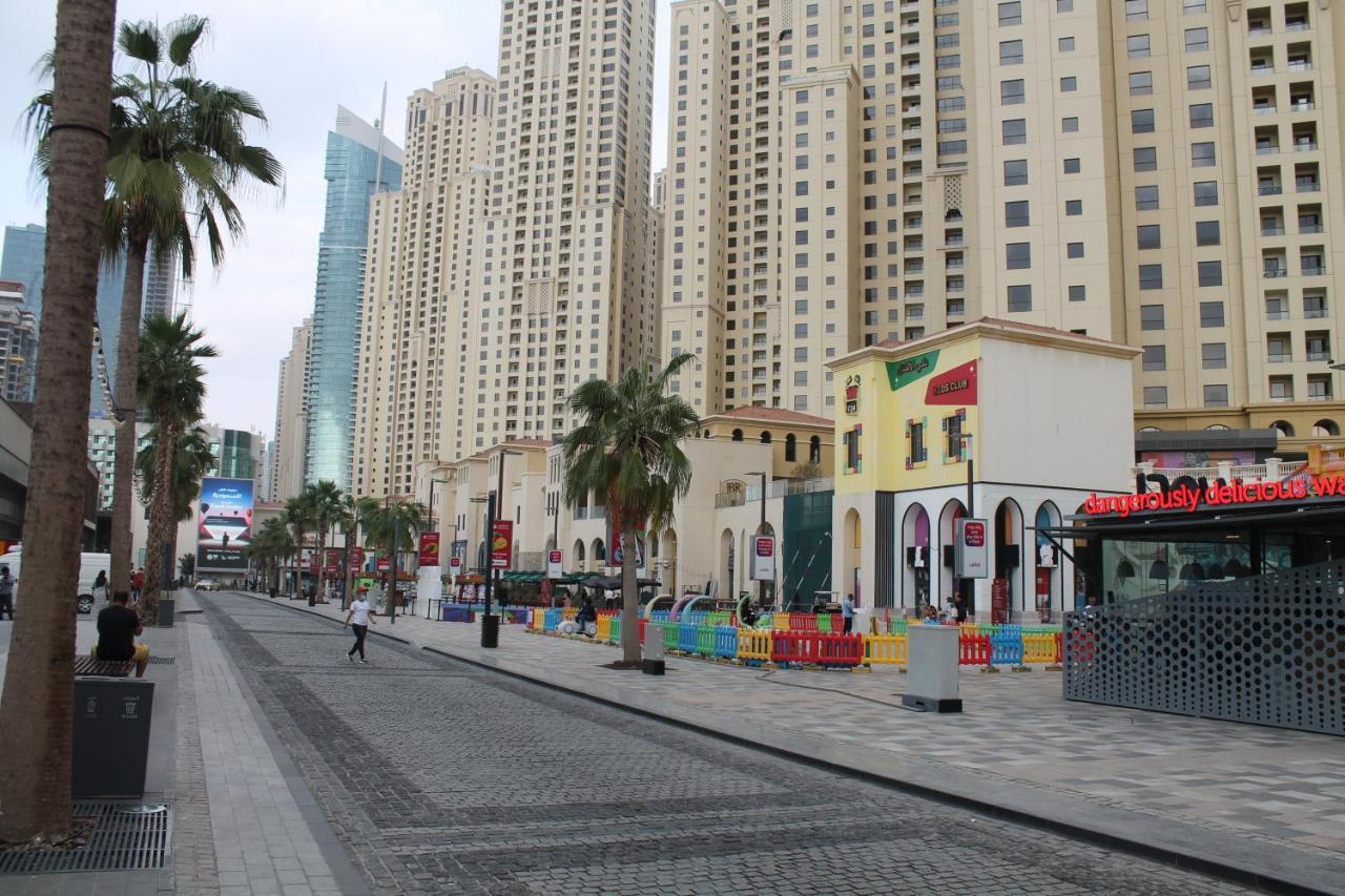 Newly Furnished One Bedroom Apartment Next To Metro & Beach In Marina Residence Dubaj Exteriér fotografie
