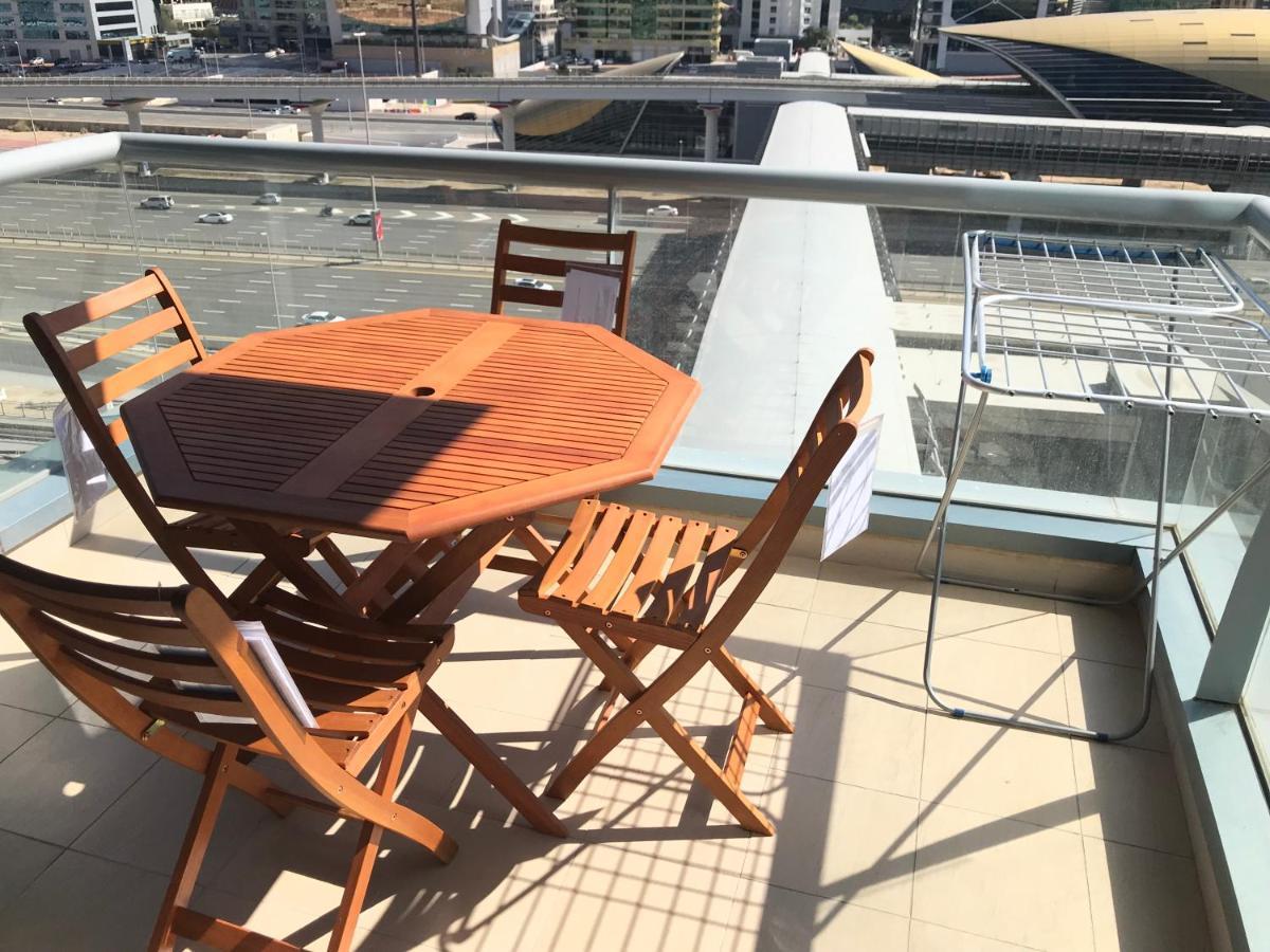 Newly Furnished One Bedroom Apartment Next To Metro & Beach In Marina Residence Dubaj Exteriér fotografie